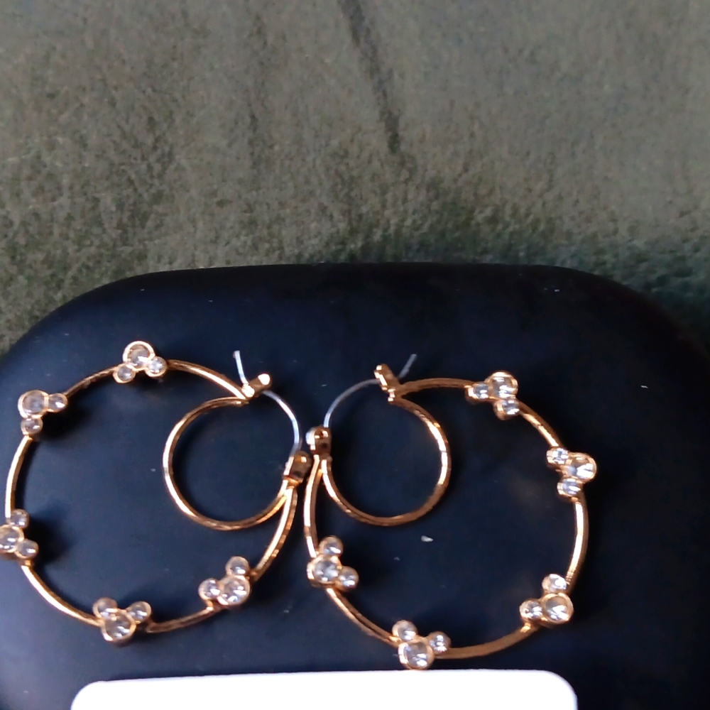 Disney.NWT Authentic Mickey Mouse Hoop Earrings.